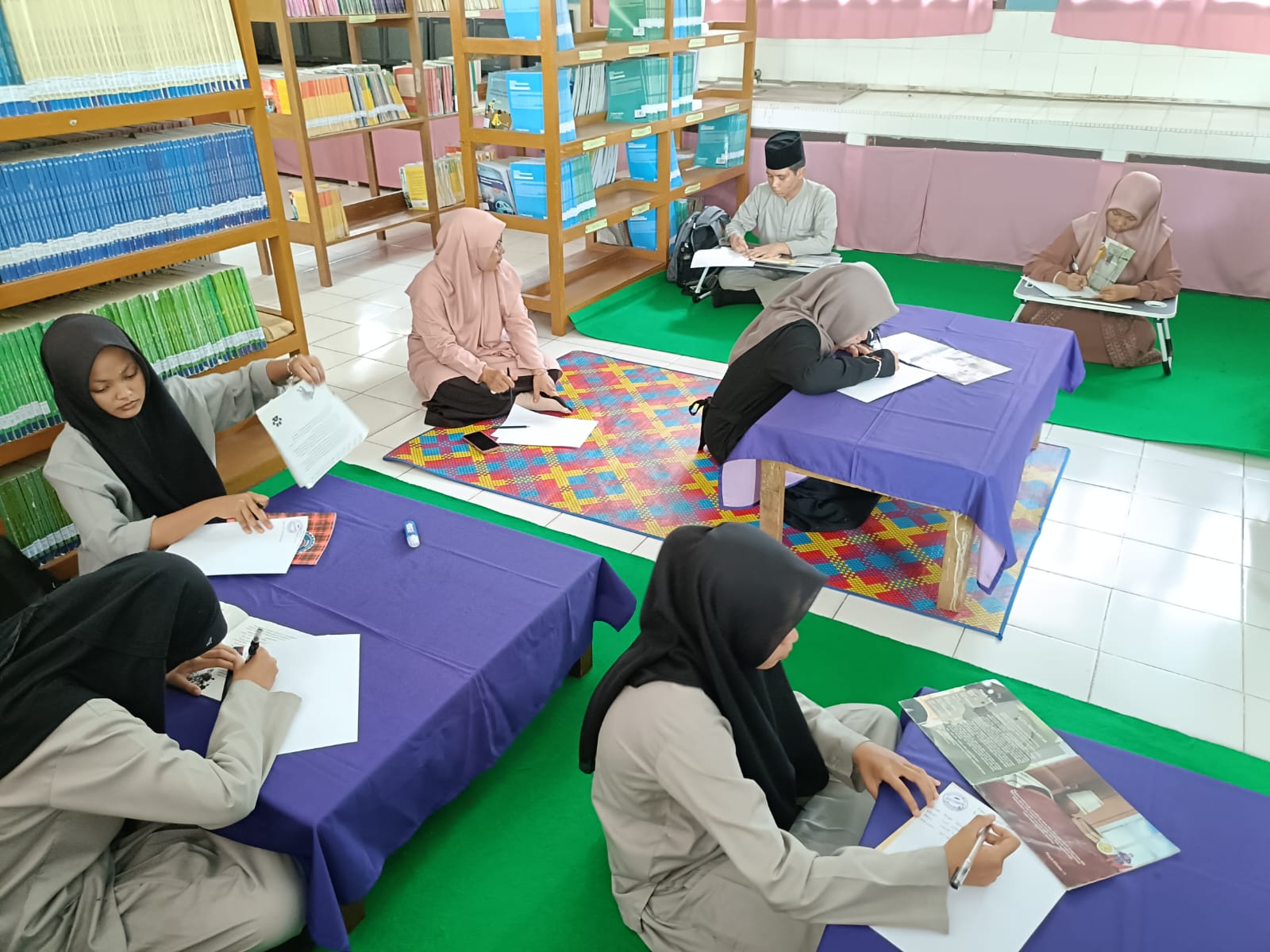 Perpustakaan MTsN 2 Batanghari Gelar Lomba Menulis Sinopsis 