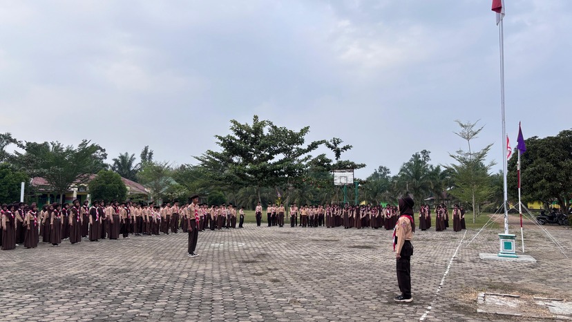 Kegiatan Pramuka MTsN 2 Batang Hari Resmi Dibuka, Wujudkan Siswa Disiplin dan Berkarakter