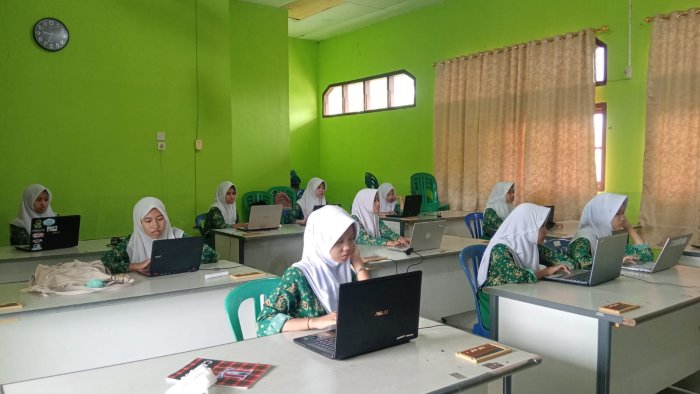 Ujian Praktik MTsN 2 Batang Hari Sukses Digelar, Uji Keterampilan Nyata Siswa Kelas IX