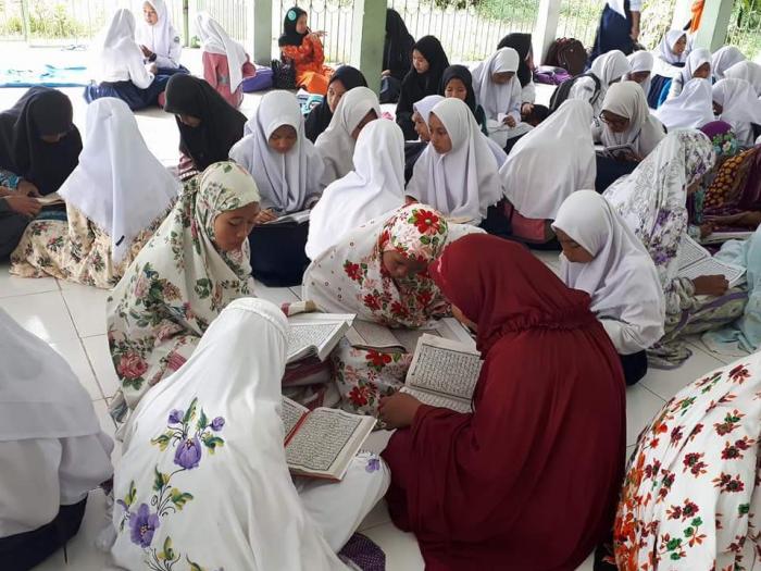 Perkuat Karakter Siswa MTs Negeri 2 Batang Hari, Kepala Madrasah Membuat Program Sholat Dhuha
