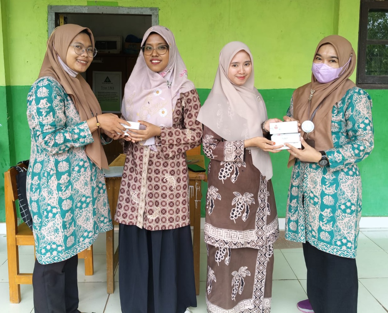 Tim Puskesmas Pasar Terusan Lakukan Pemeriksaan Kesehatan di MTsN 2 Batanghari