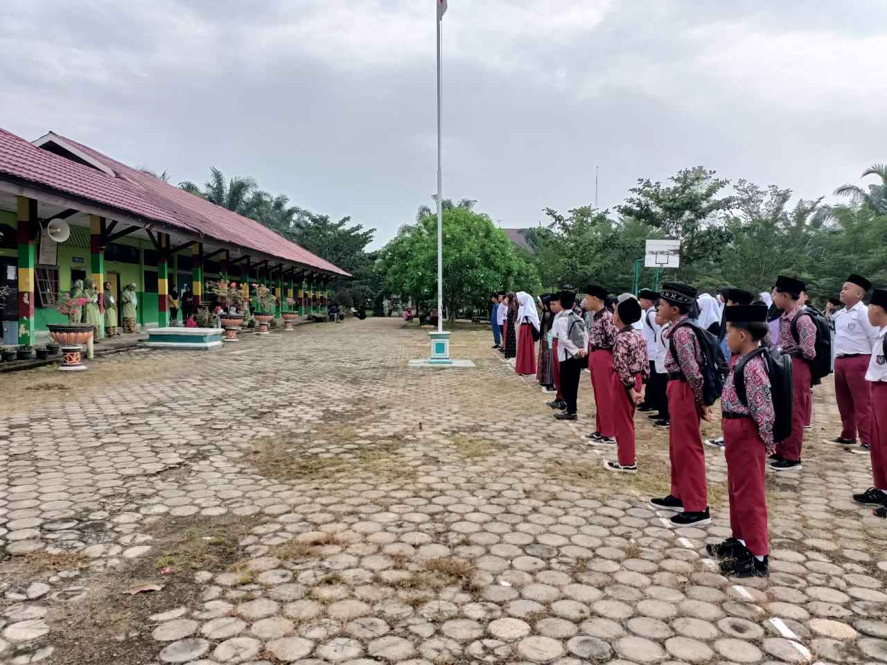 Demi Optimalkan Proses Pembelajaran, MTsN 2 Batanghari Gelar Tes Kompetensi Akademik dan Keagamaan pada Calon Peserta Didik Baru