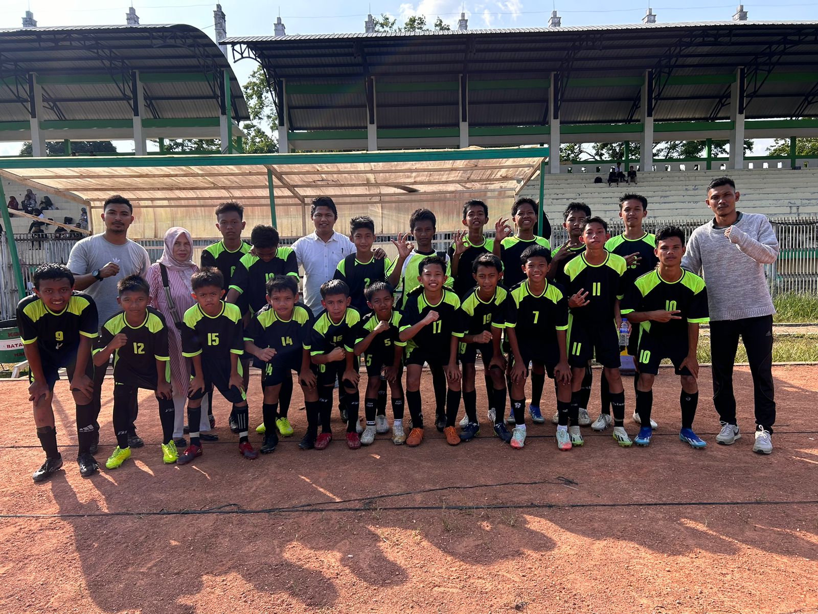 Meski Mendapat Counter Attack, Tim Sepakbola MTsN 2 Batanghari Tetap Ungguli MTs Darul Aufa 3-2