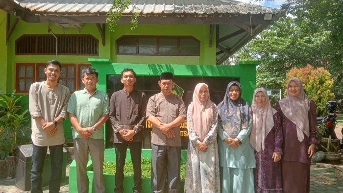 Pengawas Kemenag Turun Langsung, Ujian Madrasah di MTsN 2 Batang Hari Dipastikan Berjalan Tertib dan Berintegritas