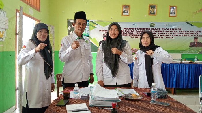Kepala dan Bendahara MTsN 2 Batang Hari Ikuti Monev Realisasi Dana BOS Tahap I Tahun Anggaran 2026 Kepala dan Bendahara MTsN 2 Batang Hari Ikuti Monev Realisasi Dana BOS Tahap I Tahun Anggaran 2026