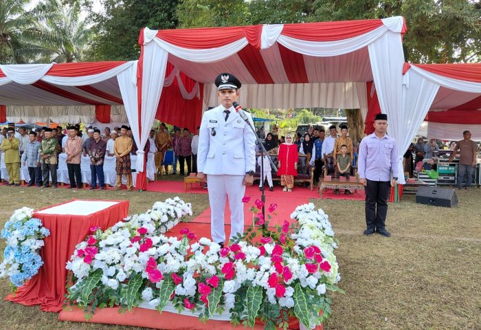 Semarak HUT ke-81 RI, MTsN 2 Batang Hari Turut Sukseskan Upacara Kemerdekaan di Desa Pasar Terusan