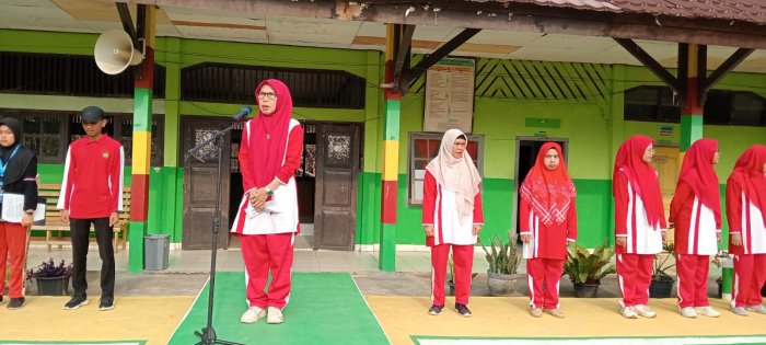 Semarak Kemerdekaan MTsN 2 Batang Hari: Dari Balap Sarung hingga Vlog, Generasi Merdeka Tampil Ceria dan Kreatif