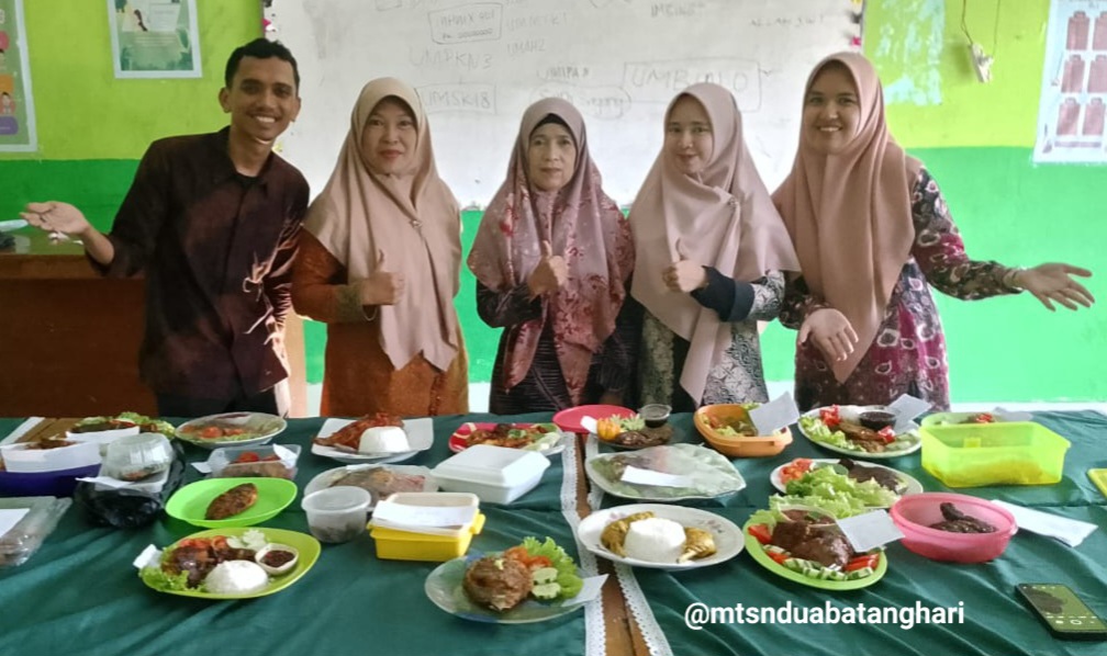 Ujian Praktik Prakarya di MTsN 2 Batanghari, Saat Para Siswa Unjuk Gigi Kreasikan Aneka Masakan Lezat
