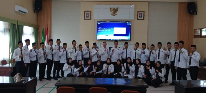 Dua Pegawai MTsN 2 Batang Hari Ikuti Orientasi PPPK Kemenag Tahap 2 Dua Pegawai MTsN 2 Batang Hari Ikuti Orientasi PPPK Kemenag Tahap 2