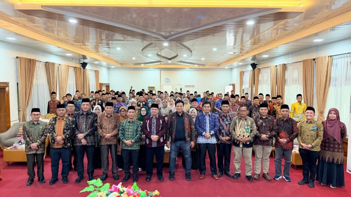 Kepala MTsN 2 Batang Hari Hadiri Rapat Koordinasi KKM MTs dan MA se-Provinsi Jambi