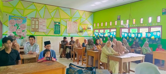 Membangun Semangat Berprestasi, MTsN 2 Batang Hari Serahkan Rapor dan Hadiah Classmeeting 2025/2026 Membangun Semangat Berprestasi, MTsN 2 Batang Hari Serahkan Rapor dan Hadiah Classmeeting 2025/2026