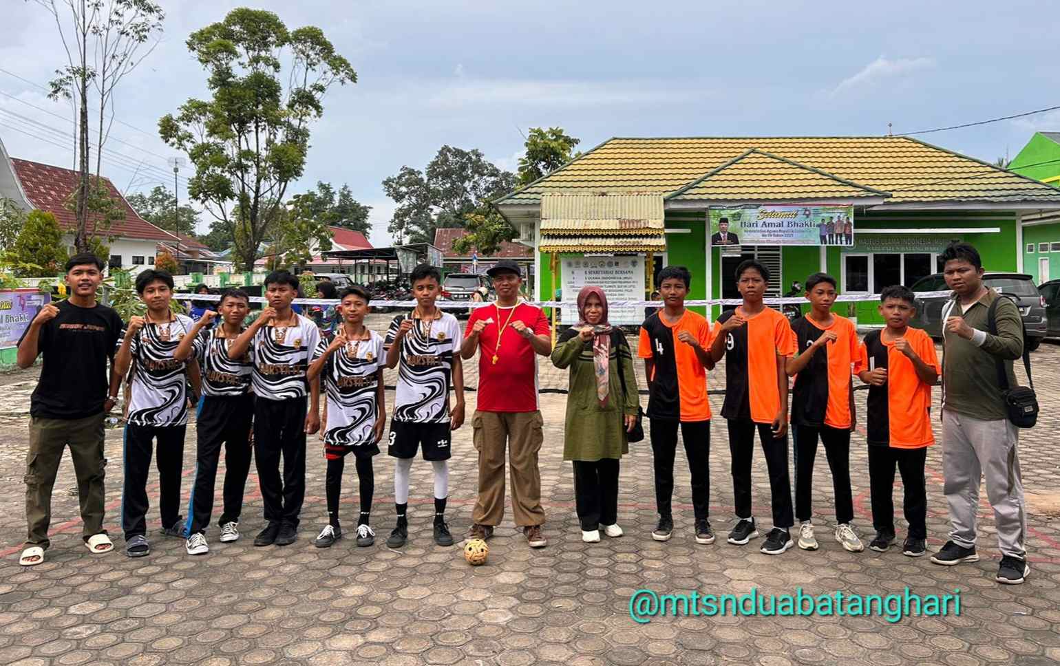 Main 4 Kali dalam Sehari, Tim Sepak Takraw MTsN 2 Batanghari Berhasil Sabet Juara II