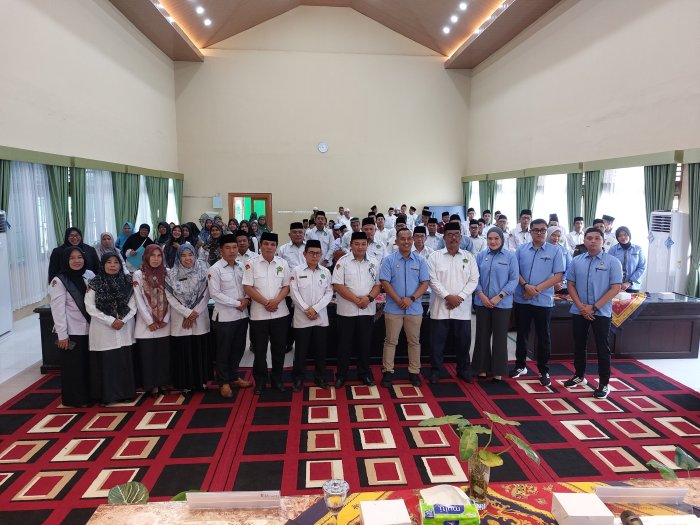 Tingkatkan Koordinasi dan Layanan Pendidikan, Kepala MTsN 2 Batang Hari Hadiri Rakor Kepala Madrasah